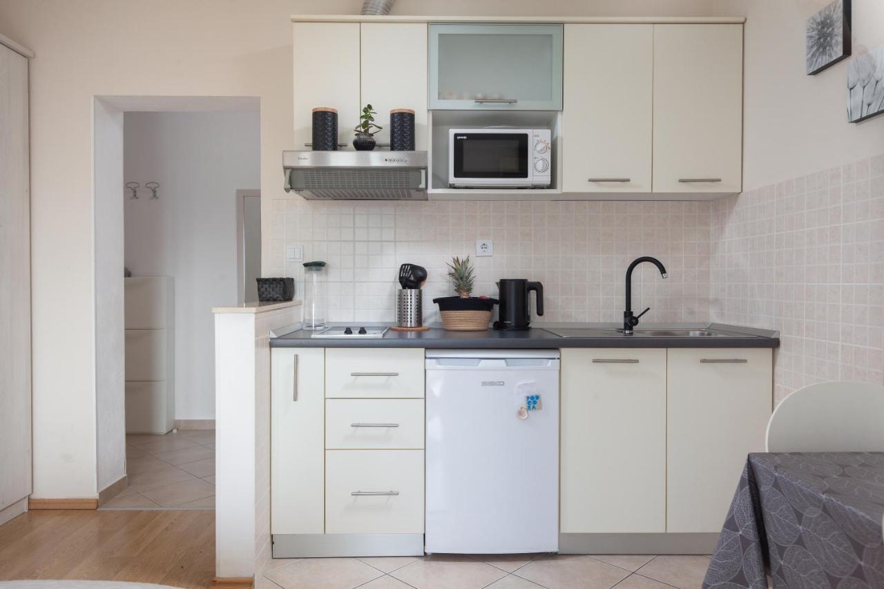 Sea View Ela Apartments Podgora Exterior foto